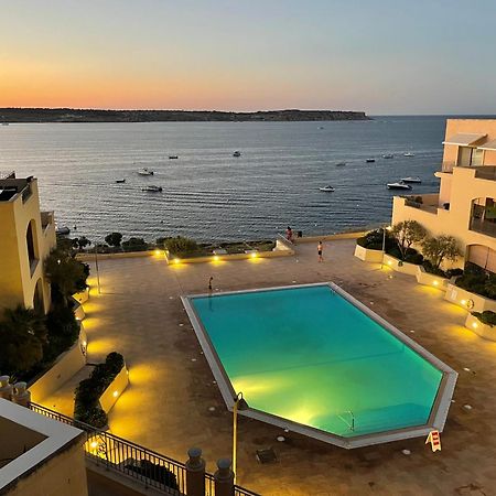 Spacious Luxurious Apartment With Seaview เมลลิฮา ภายนอก รูปภาพ