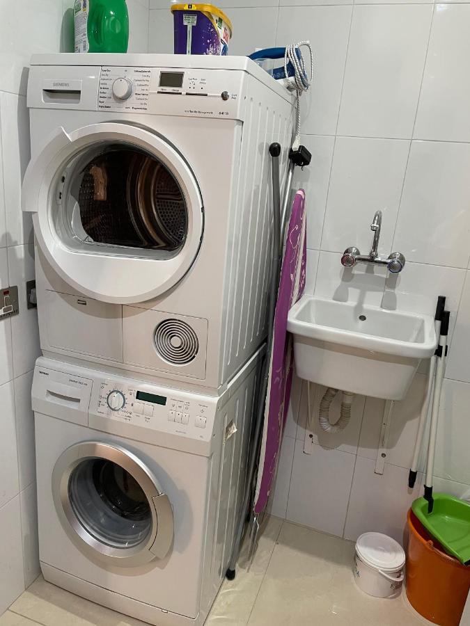 Spacious Luxurious Apartment With Seaview เมลลิฮา ภายนอก รูปภาพ