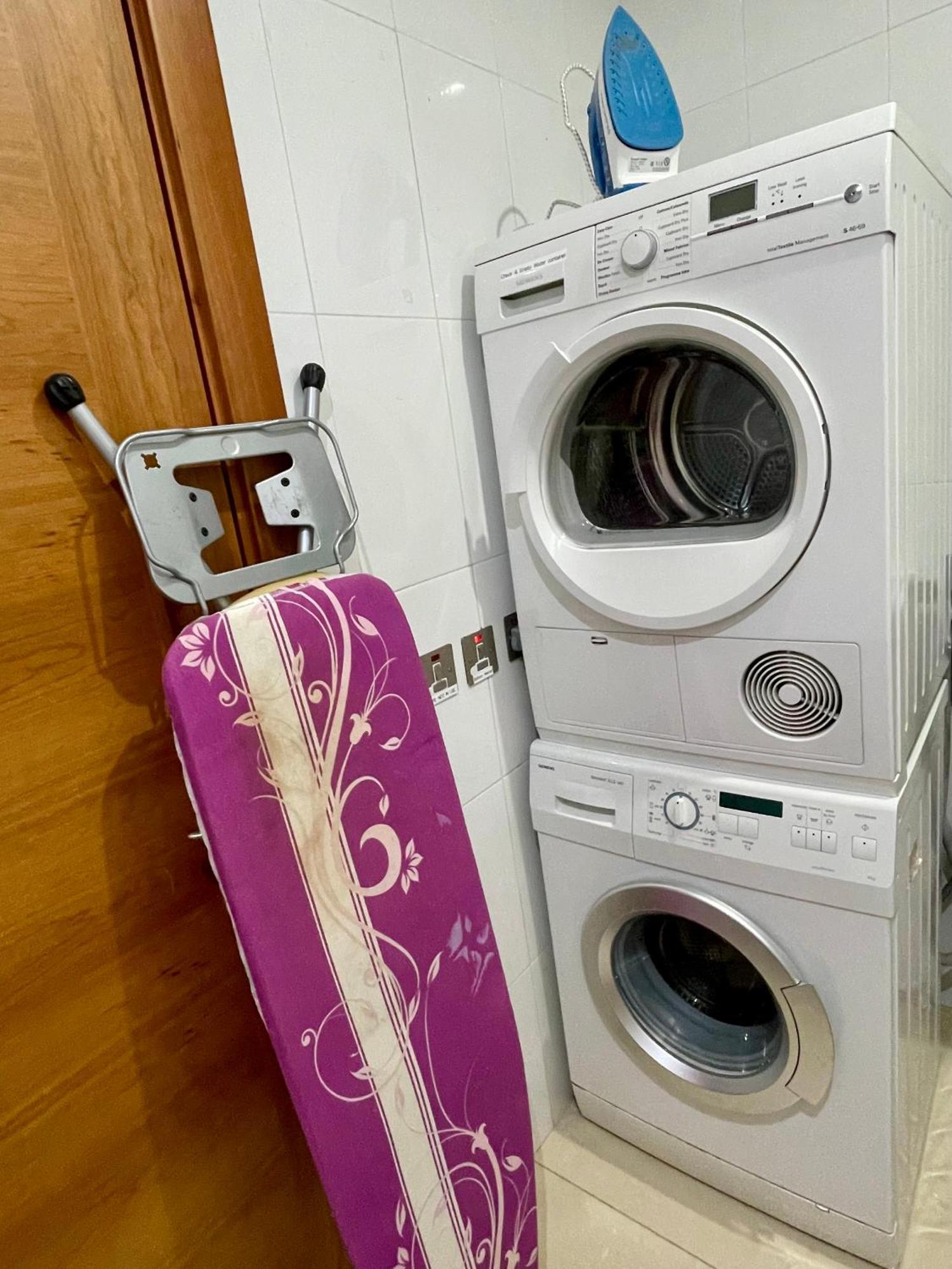 Spacious Luxurious Apartment With Seaview เมลลิฮา ภายนอก รูปภาพ